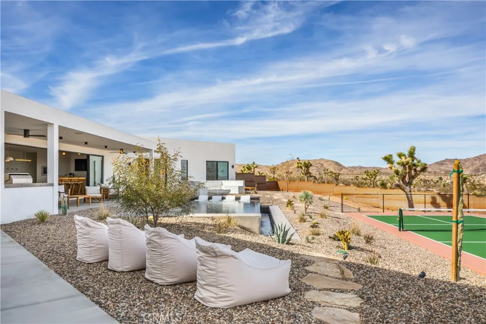 6715 Juniper Road Joshua Tree, CA 92252
