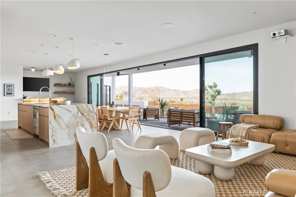 6715 Juniper Road Joshua Tree, CA 92252