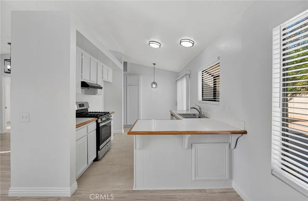 9189 Applewood Hesperia, CA 92344