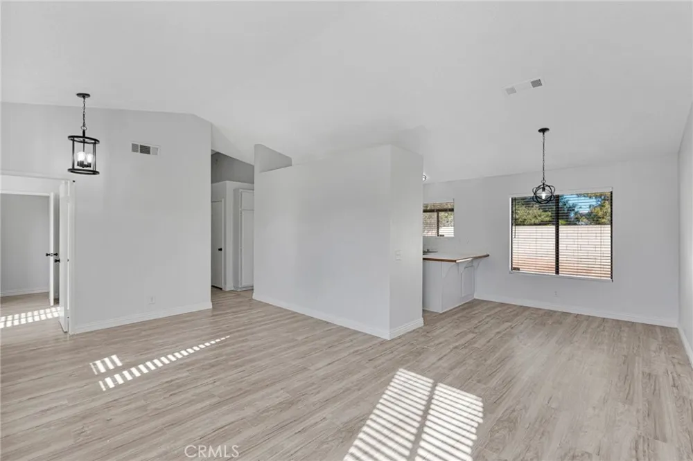 9189 Applewood Hesperia, CA 92344