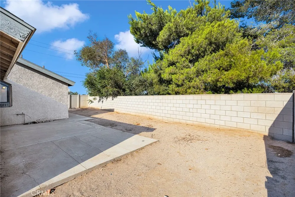 9189 Applewood Hesperia, CA 92344