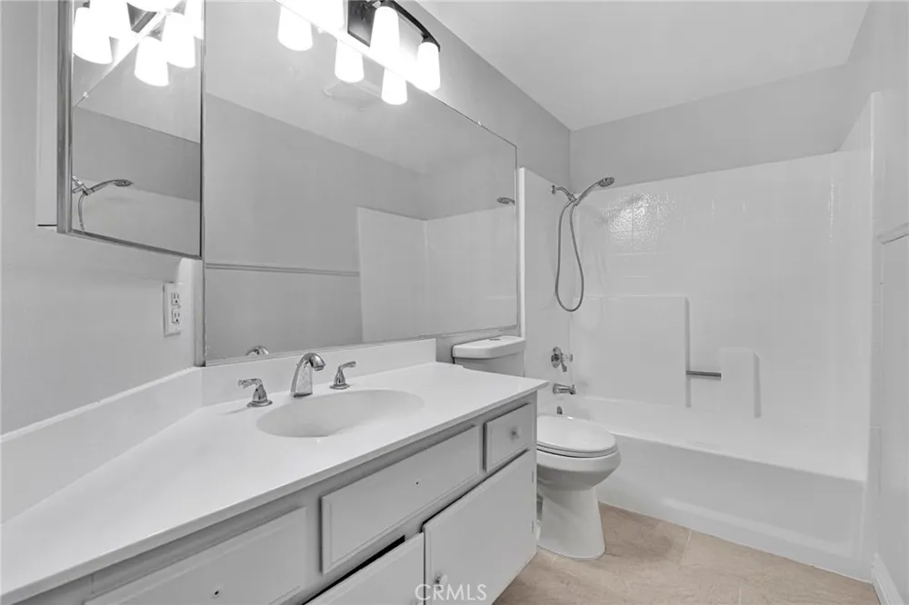9189 Applewood Hesperia, CA 92344