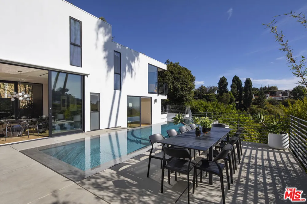 1517 Oriole Lane Los Angeles, CA 90069
