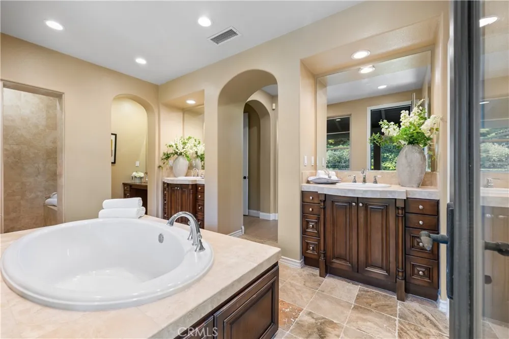 2879 Venezia Court Chino Hills, CA 91709