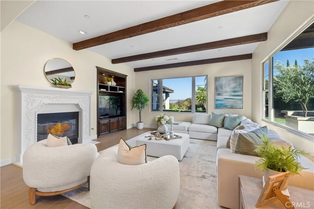 2879 Venezia Court Chino Hills, CA 91709