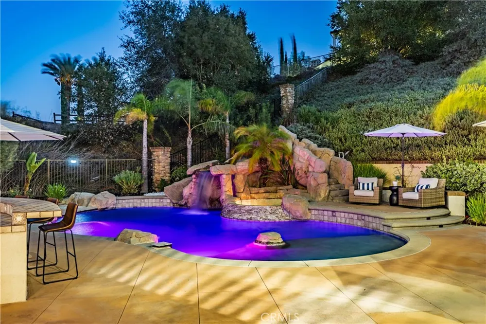2879 Venezia Court Chino Hills, CA 91709