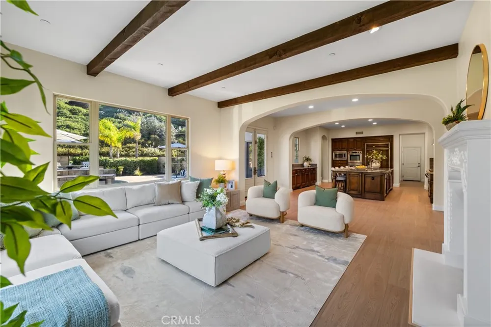 2879 Venezia Court Chino Hills, CA 91709