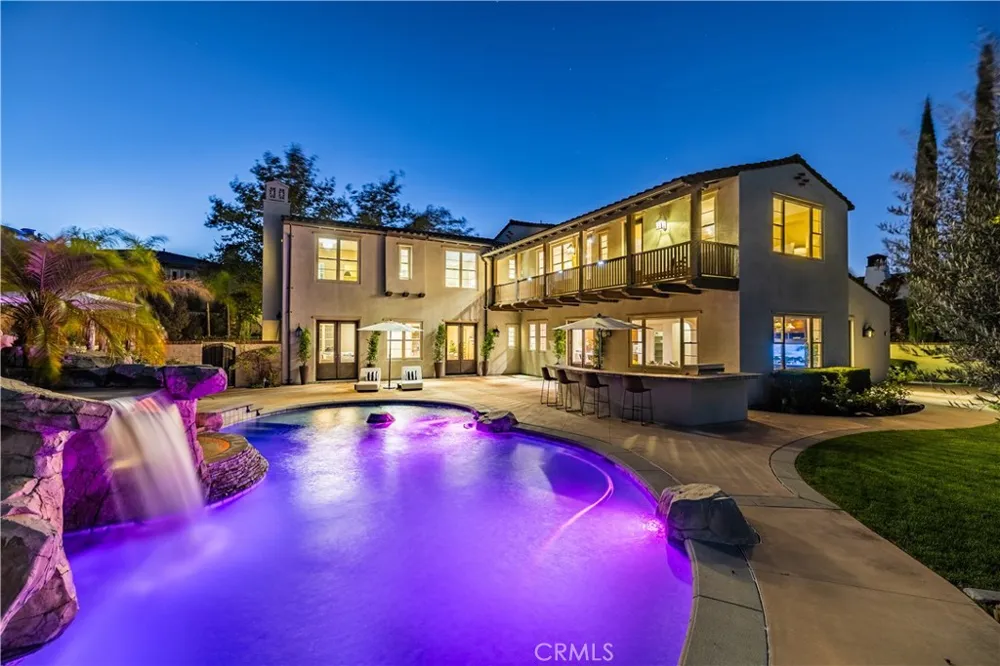 2879 Venezia Court Chino Hills, CA 91709