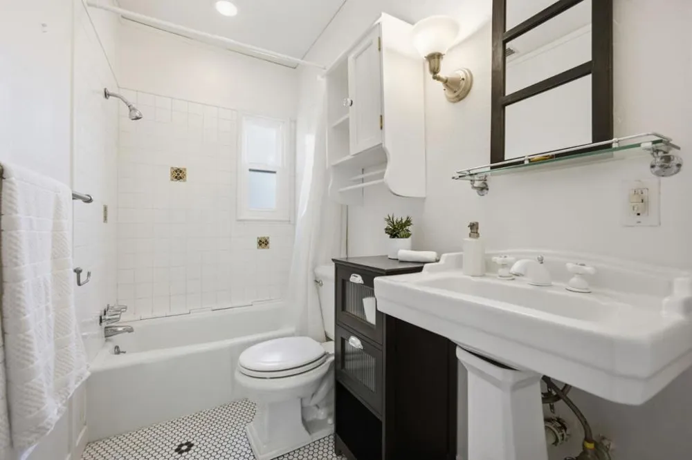 126 Rogers Avenue Watsonville, CA 95076