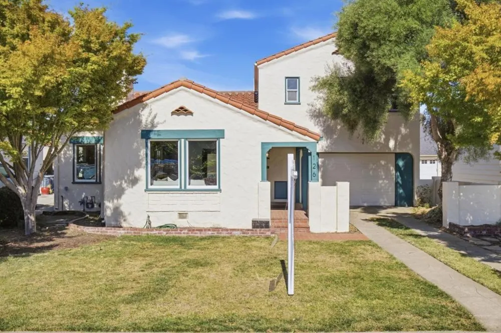 126 Rogers Avenue Watsonville, CA 95076