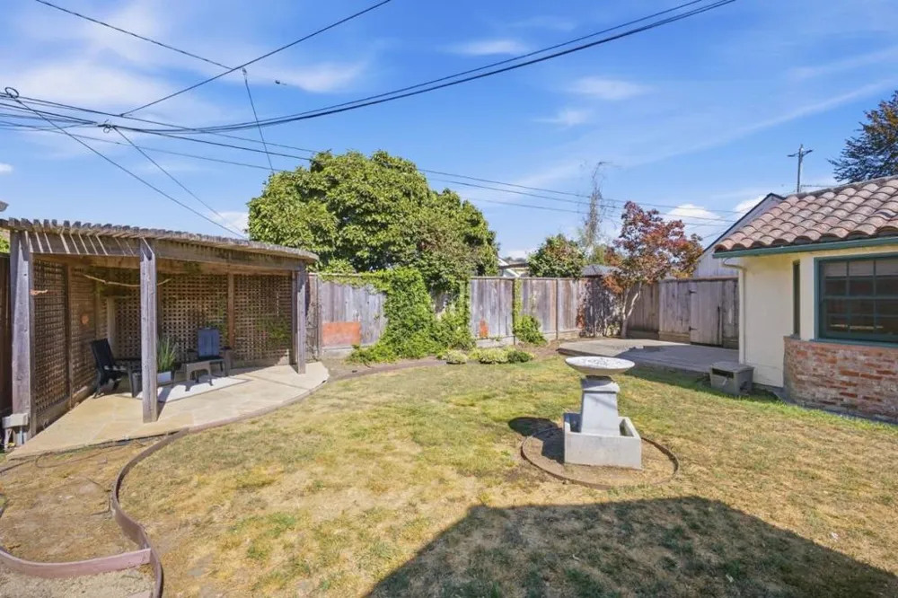 126 Rogers Avenue Watsonville, CA 95076