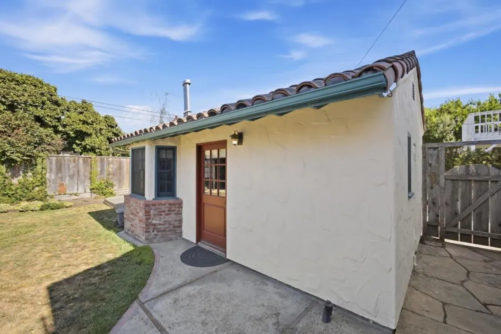 126 Rogers Avenue Watsonville, CA 95076