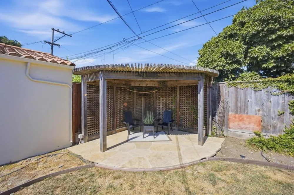 126 Rogers Avenue Watsonville, CA 95076