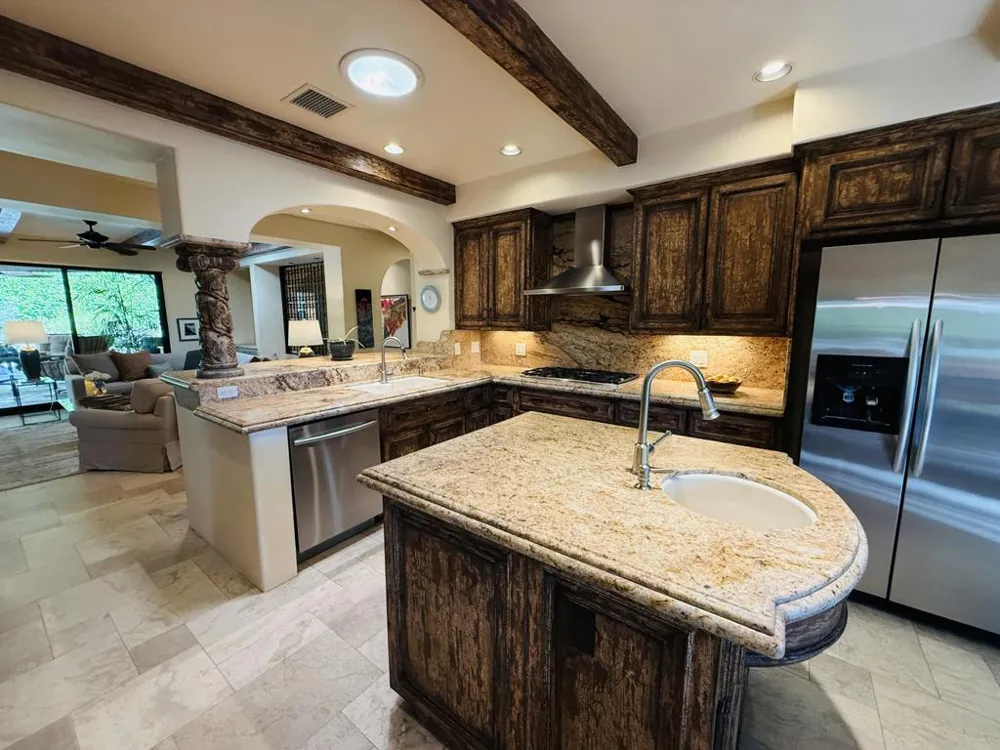 1129 Village Court Palm Springs, CA 92262