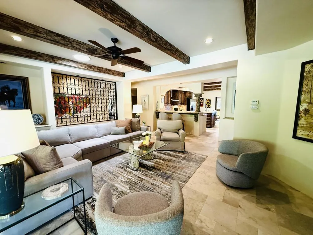 1129 Village Court Palm Springs, CA 92262