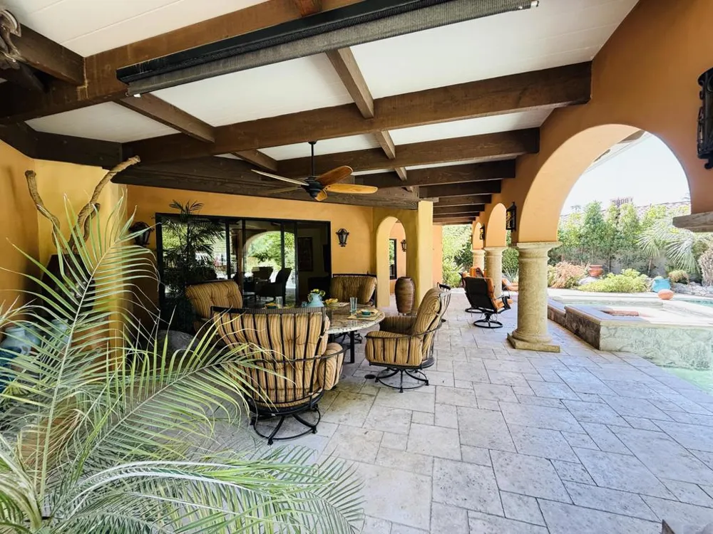 1129 Village Court Palm Springs, CA 92262