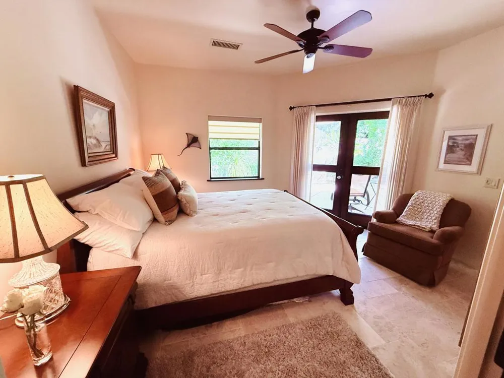 1129 Village Court Palm Springs, CA 92262