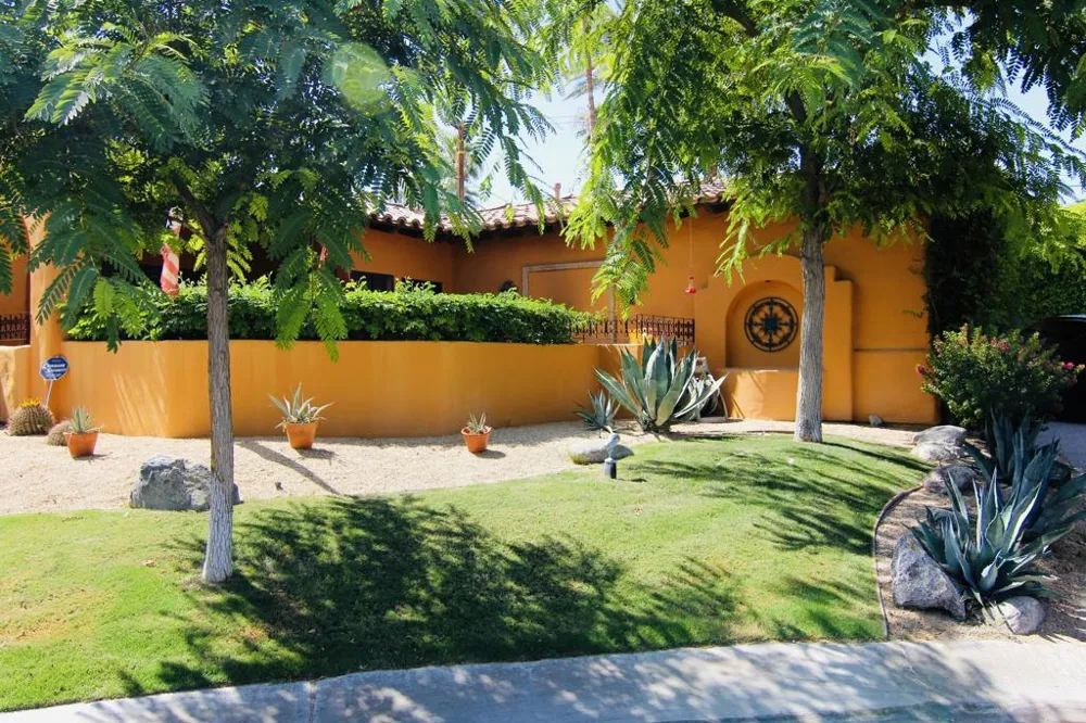 1129 Village Court Palm Springs, CA 92262