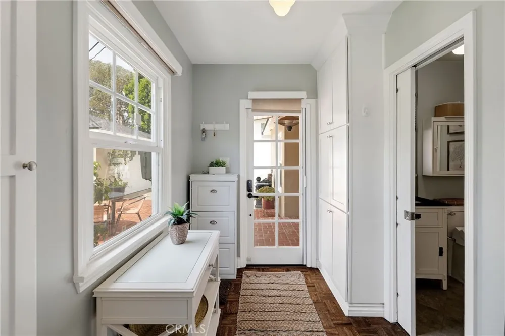 125 Vista Del Parque Redondo Beach, CA 90277