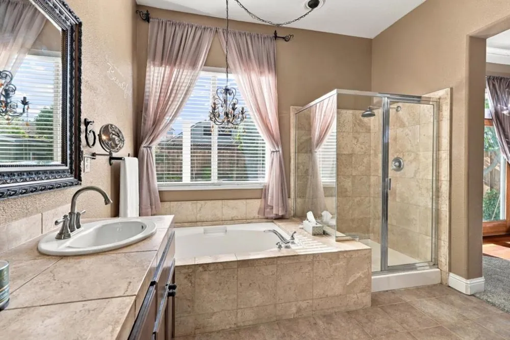 1480 Eastlake Circle Tracy, CA 95304