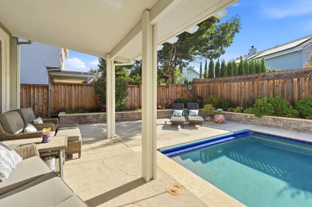 1480 Eastlake Circle Tracy, CA 95304