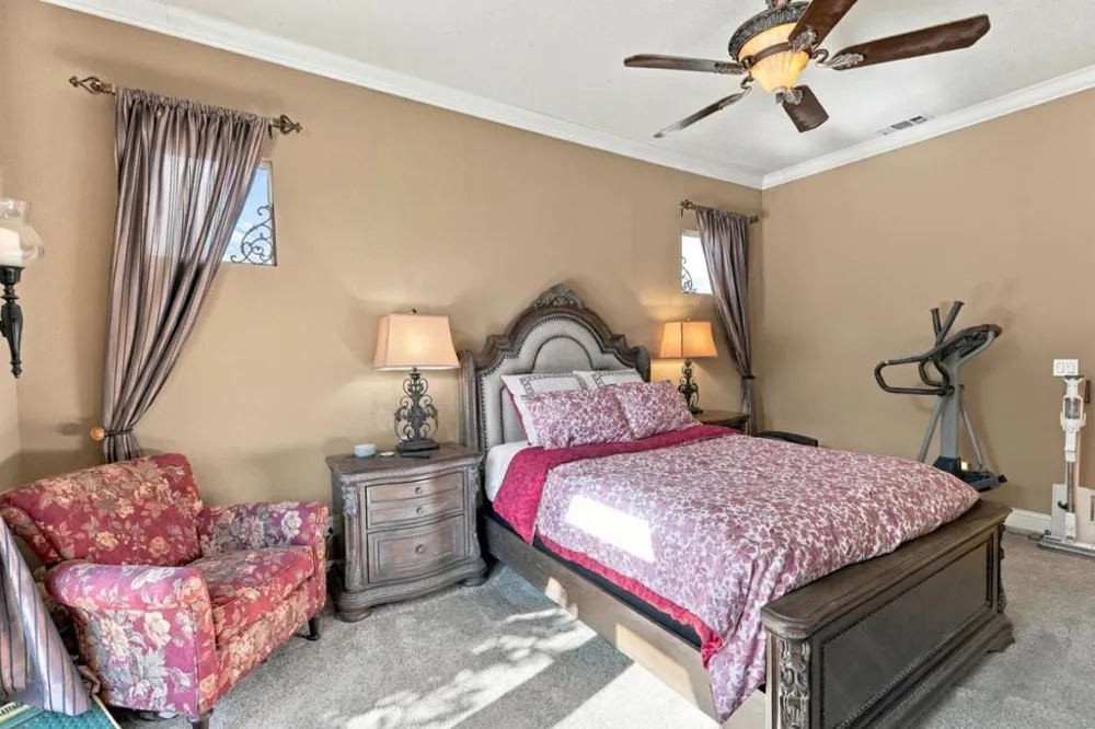1480 Eastlake Circle Tracy, CA 95304