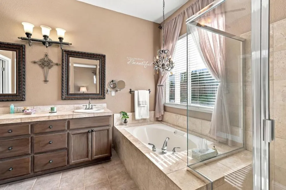 1480 Eastlake Circle Tracy, CA 95304