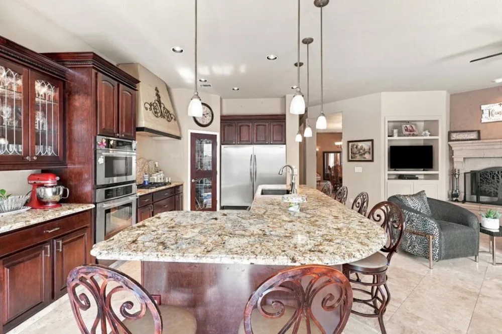 1480 Eastlake Circle Tracy, CA 95304