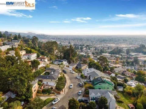 6338 Buena Ventura Ave