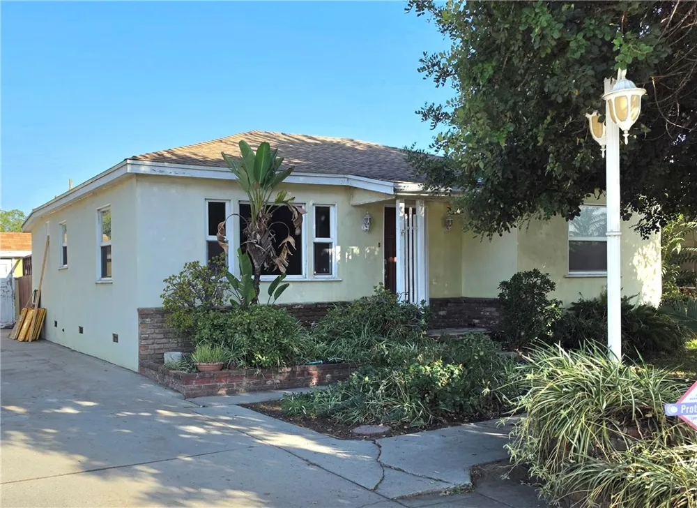 7649 Elm Street San Bernardino, CA 92410