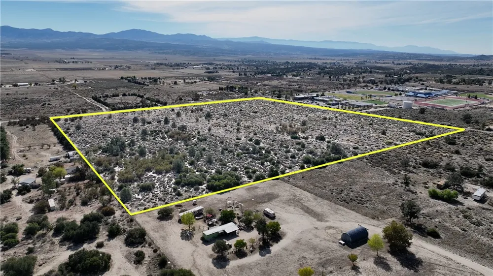37800 Bohlen Road Anza, CA 92539