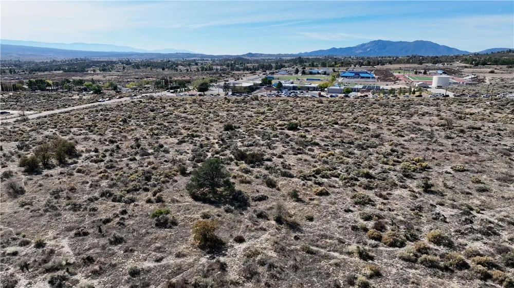 37800 Bohlen Road Anza, CA 92539