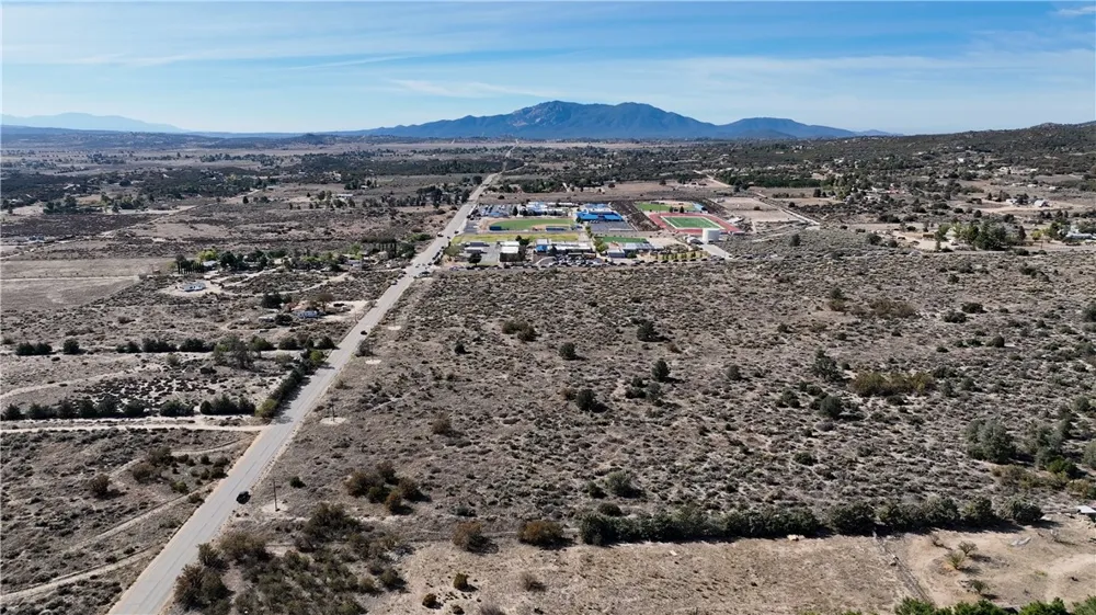 37800 Bohlen Road Anza, CA 92539