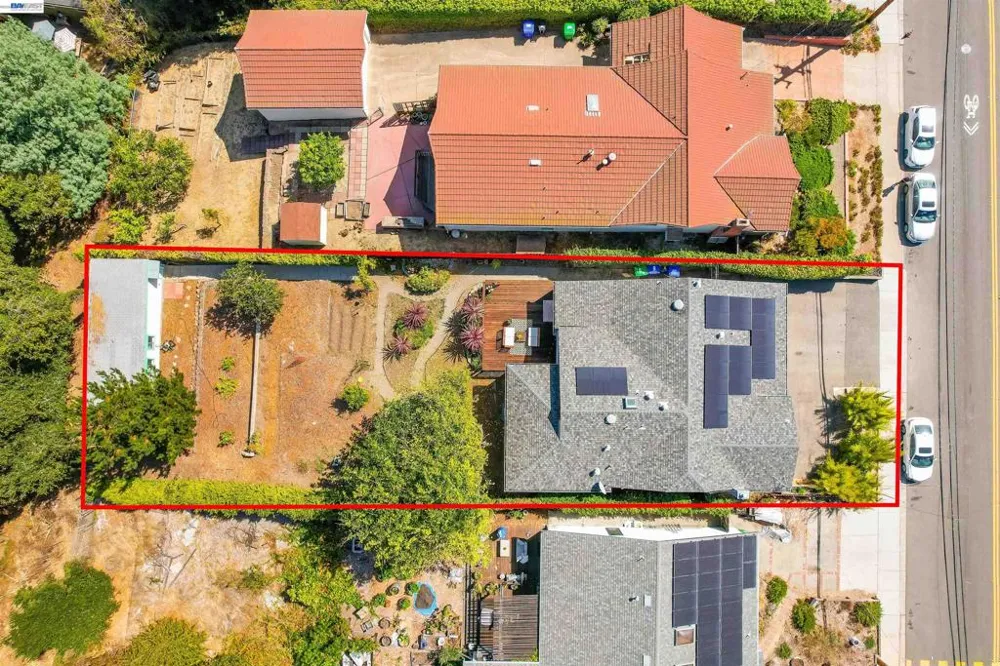 1620 East Ave Hayward, CA 94541