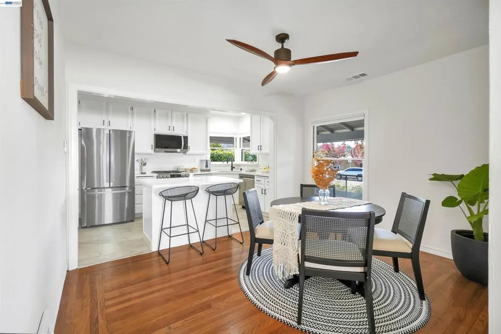 1620 East Ave Hayward, CA 94541