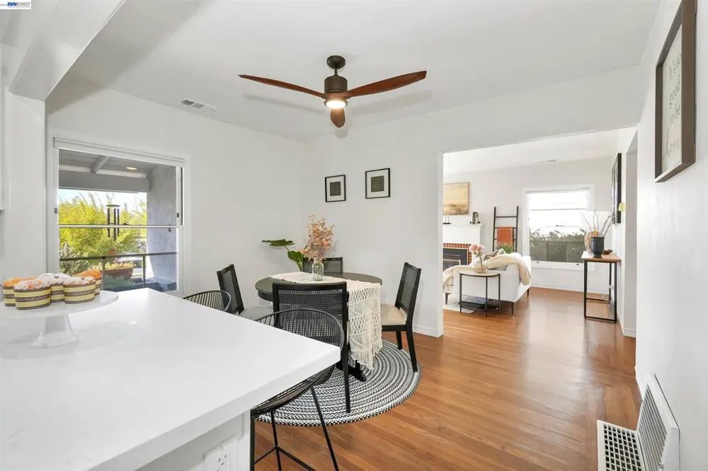 1620 East Ave Hayward, CA 94541