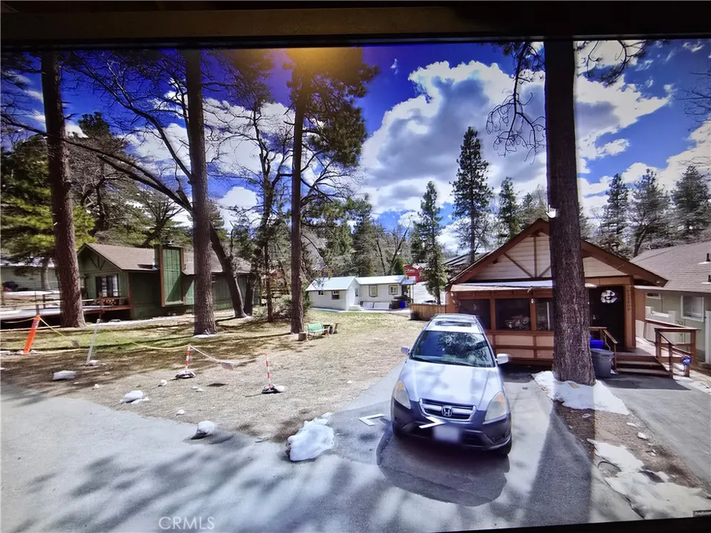 32909 Chipmunk Arrowbear, CA 92382