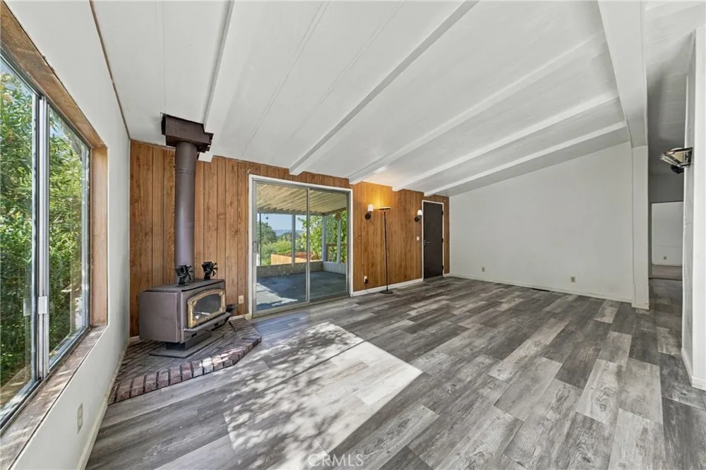 6968 Butte Nice, CA 95464