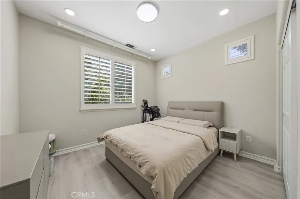 2250 Swiftwater Glendora, CA 91741