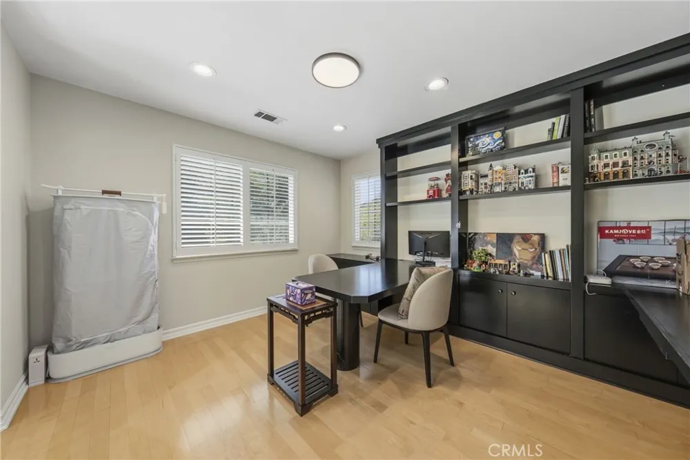 2250 Swiftwater Glendora, CA 91741
