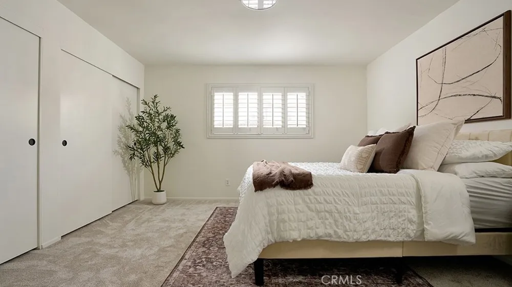 2184 Canyon #K Costa Mesa, CA 92627