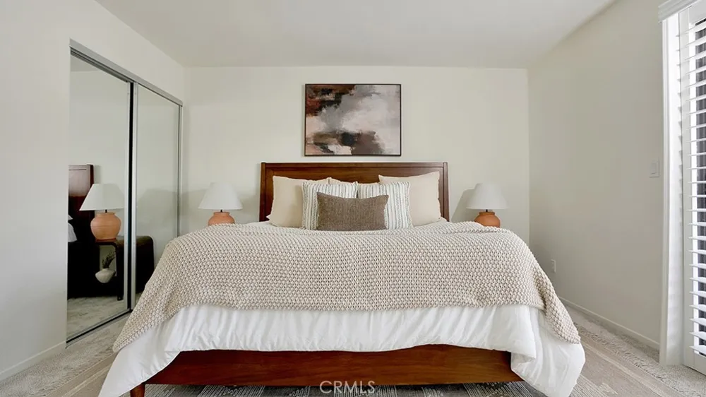 2184 Canyon #K Costa Mesa, CA 92627