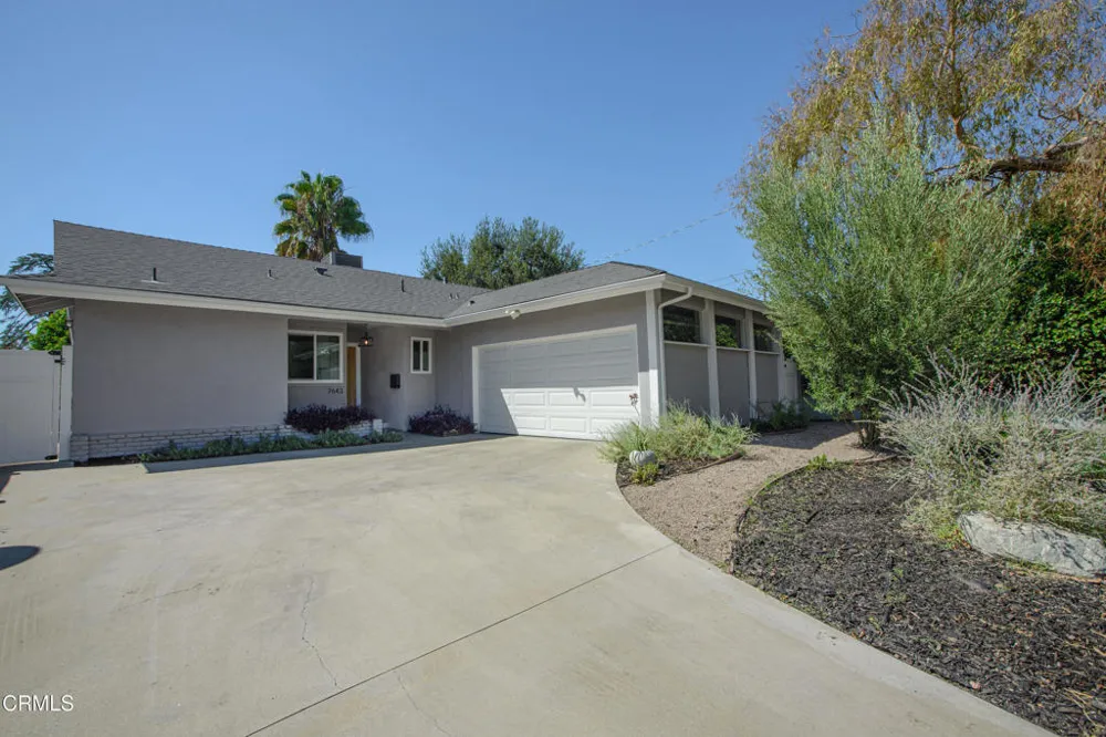 7643 Encino Avenue Northridge, CA 91325