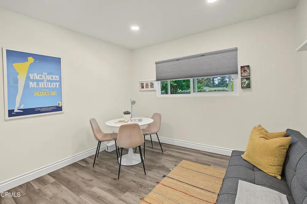 7643 Encino Avenue Northridge, CA 91325