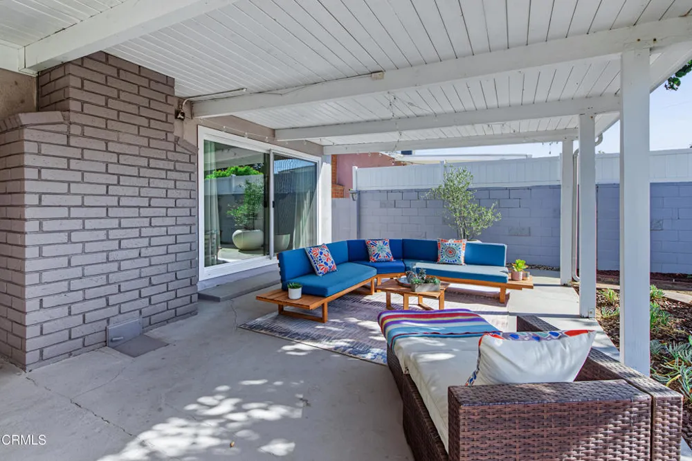 7643 Encino Avenue Northridge, CA 91325