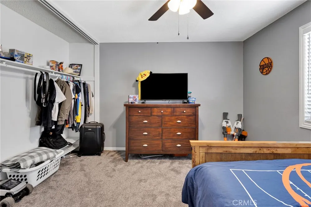 14657 Manzano Victorville, CA 92392