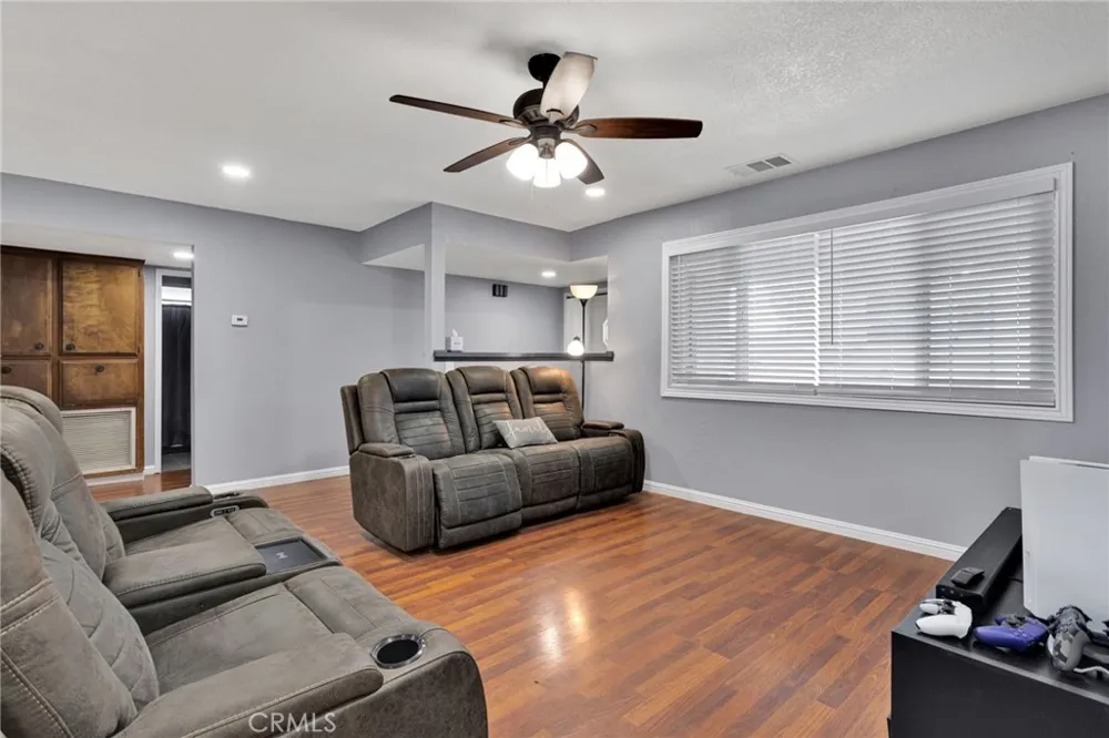 14657 Manzano Victorville, CA 92392