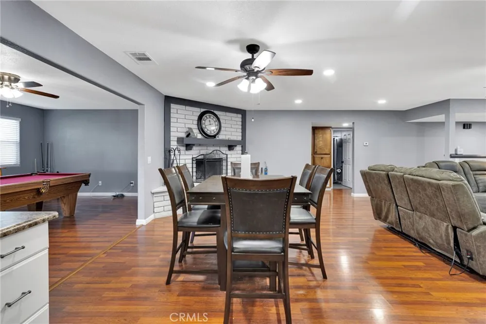 14657 Manzano Victorville, CA 92392