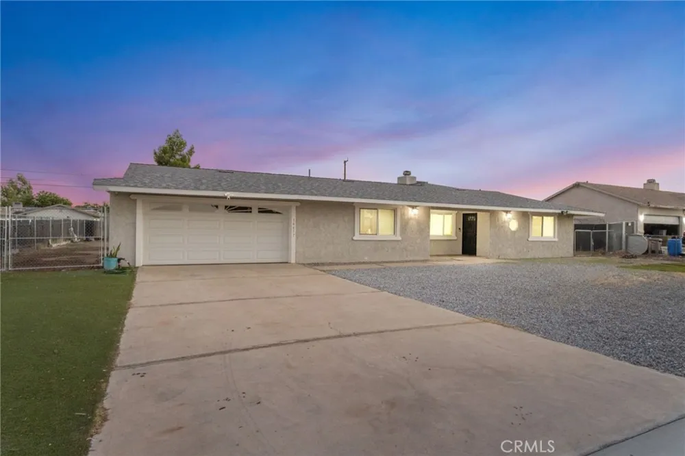 14657 Manzano Victorville, CA 92392