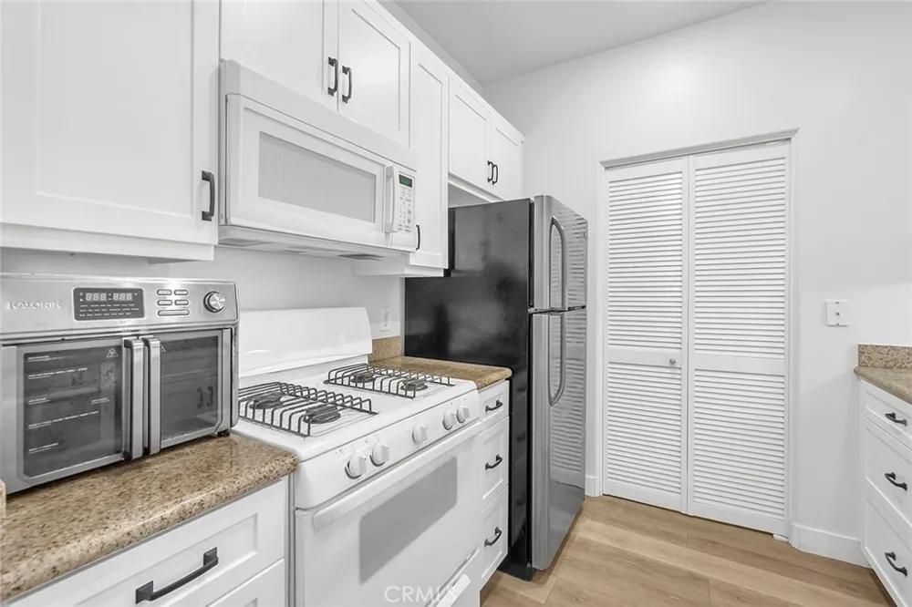 2120 Watermarke Irvine, CA 92612